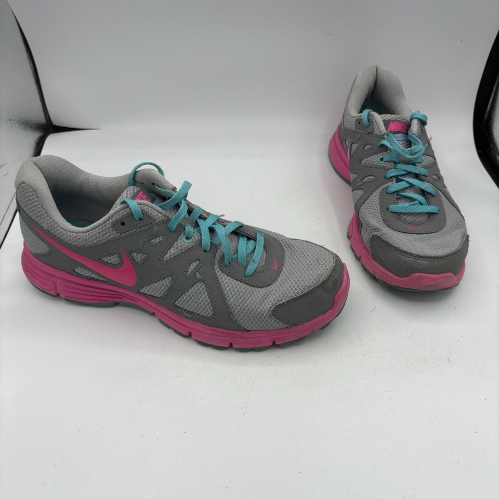 Nike‎ Shoes Womens Size 11 Gray Pink Turquoise Revolution 2 Run Walk 554900-013